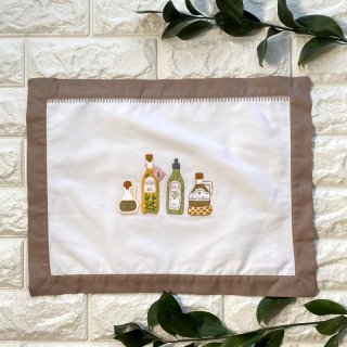 手刺繍ランチョンマット