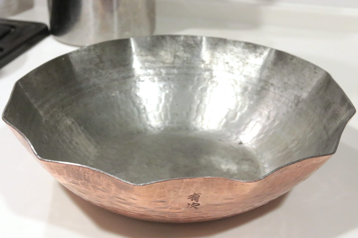 京都料理道具 有次 アルミ鍋 鎚起 中古品18㎝ 京都料理道具 有次 アルミ鍋 鎚起 中古品18㎝ - メルカリ