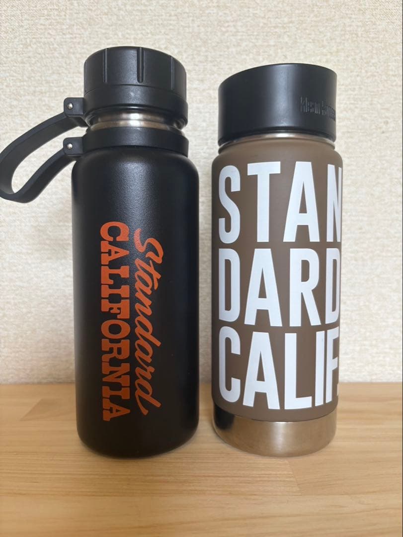 スタンダードカリフォルニア　コラボ水筒　新品／未使用品　レア2個セット！希少品。 スタンダードカリフォルニア コラボ水筒 新品／未使用品 レア2個セット