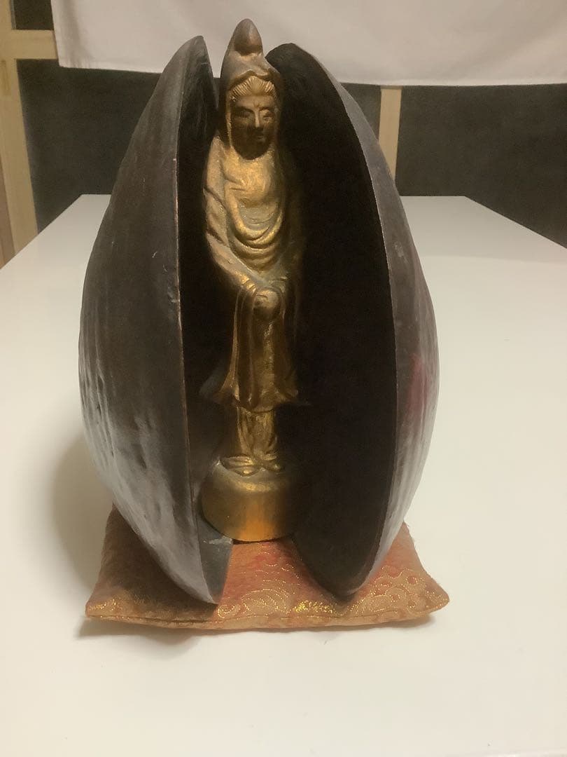 重厚 真鍮製 貝殻型 厨子 仏像置物 仏教工芸品 高級骨董 約2kg 1104165546_6364c5829a1bf.jpg